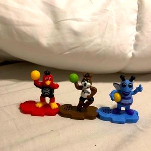 Kinder egg, NBA mascots bundle